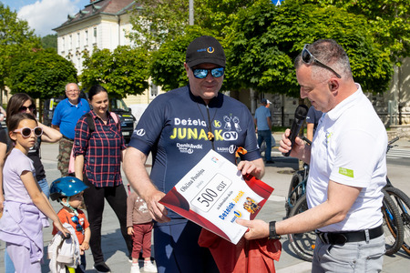 deželak junak v postojni (9)